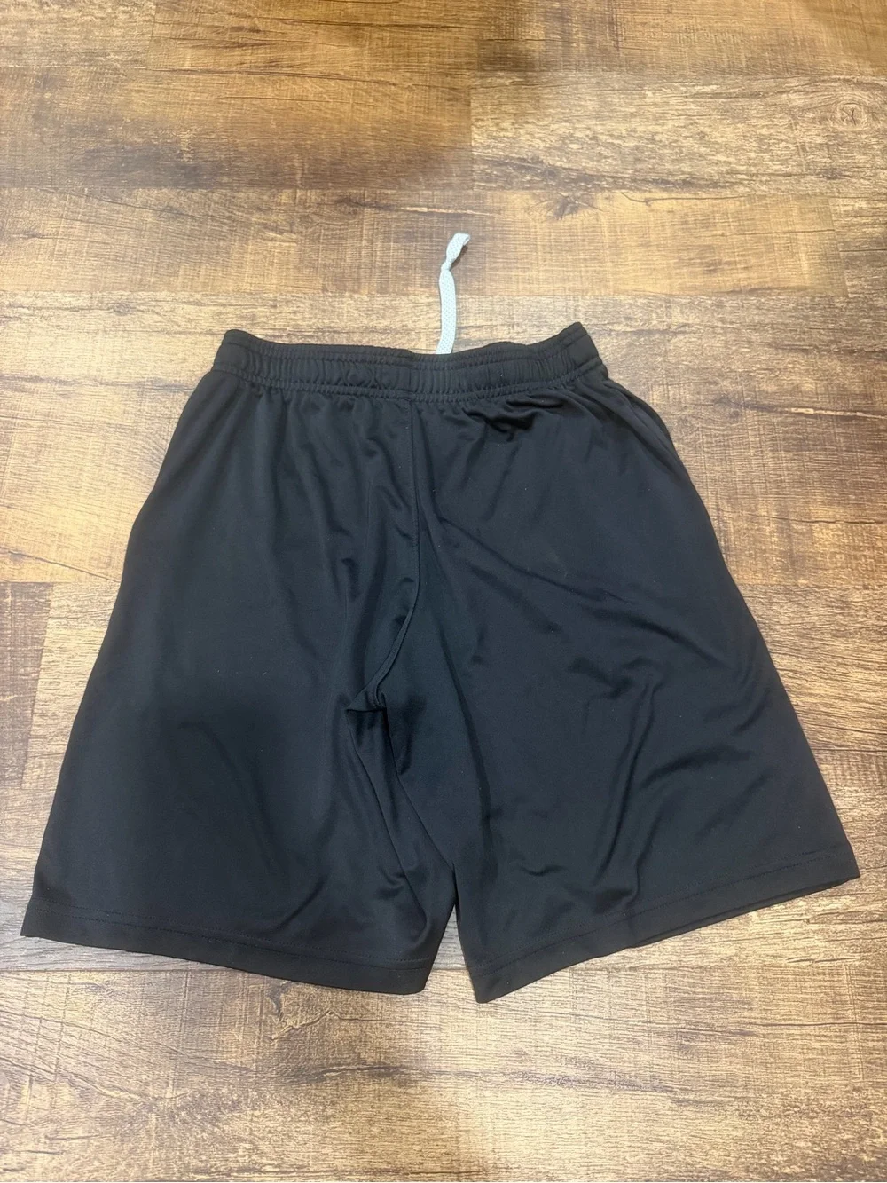 Under Armour boys Black Logo Performance Shorts